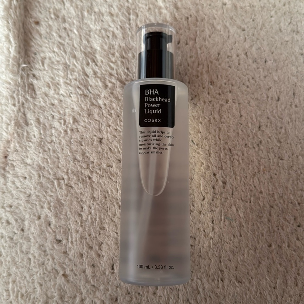 New COSRX
BHA Blackhead Power Liquid Treatment